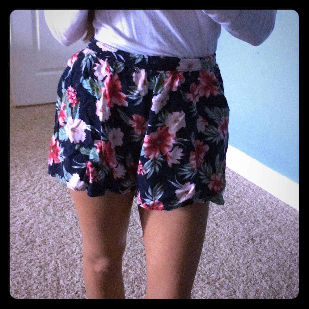 Hollister hibiscus floral print shorts.